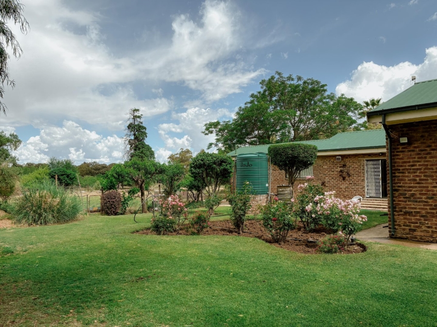 5 Bedroom Property for Sale in Bethulie Free State